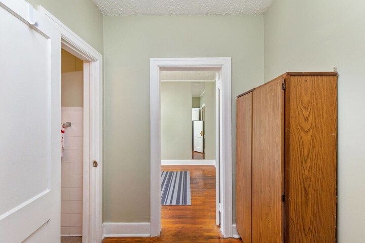 Heart of Midtown Hideaway Prime Location