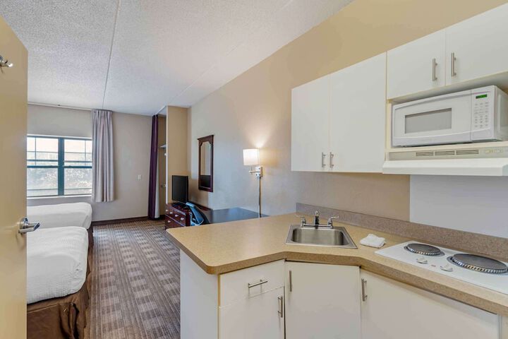 Extended Stay America Select Suites Chicago OHare