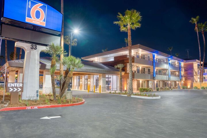 Studio 6 Suites – Stockton CA – Waterfront