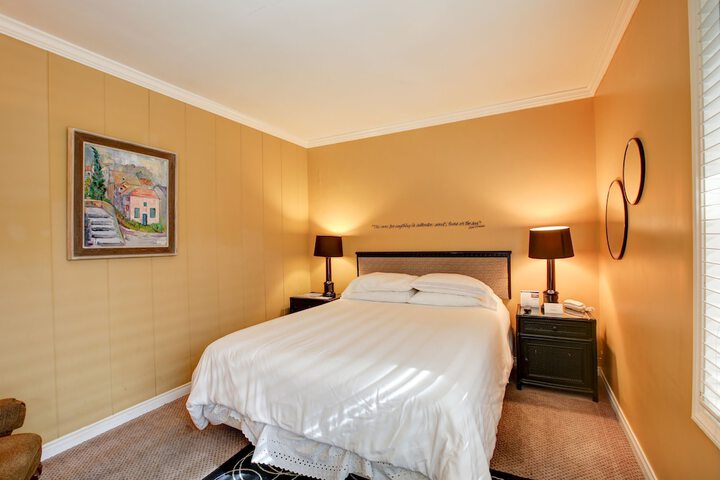 Room 29 of 70