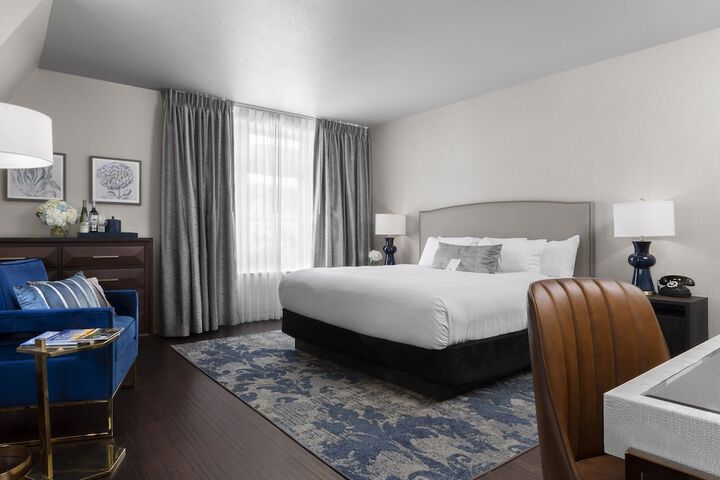 Room 14 of 27