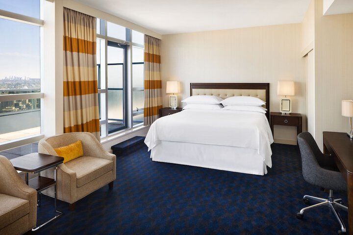 Room 35 of 105