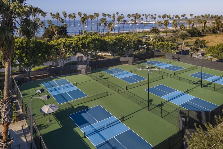 Hilton Santa Barbara Beachfront Resort