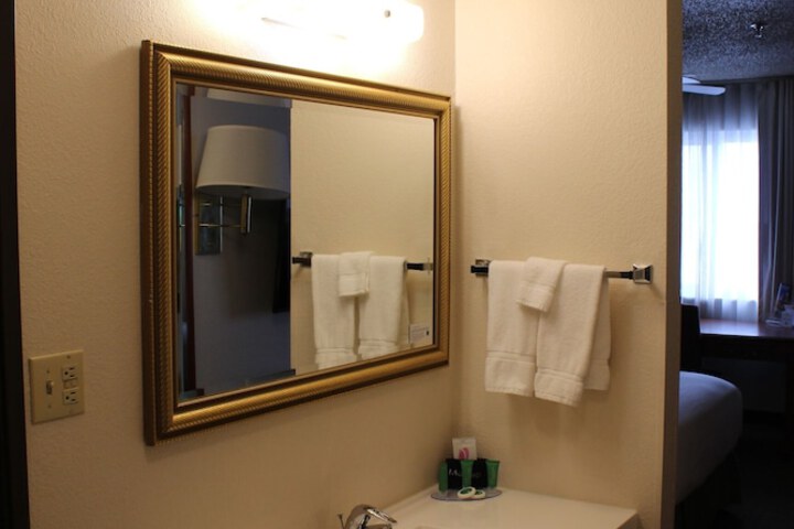 Room 8 of 26