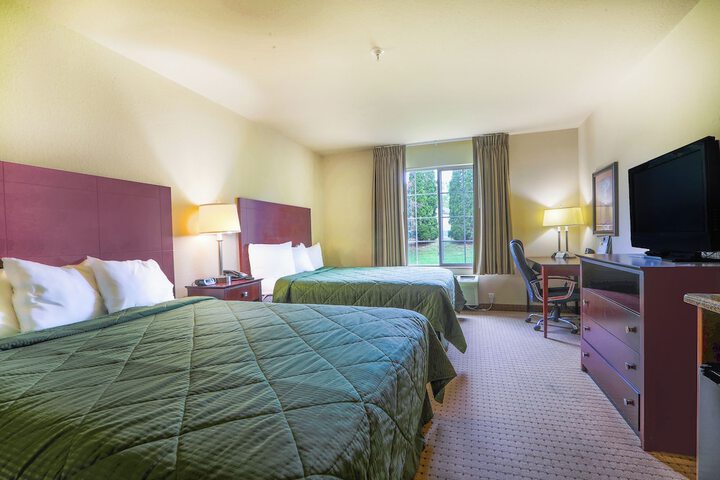 Evansville Inn & Suites by OYO