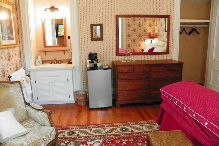 Room 58 of 114