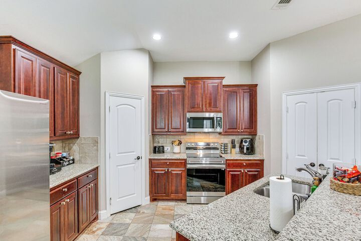 Private Yard & Grill: Greenville Vacation Rental