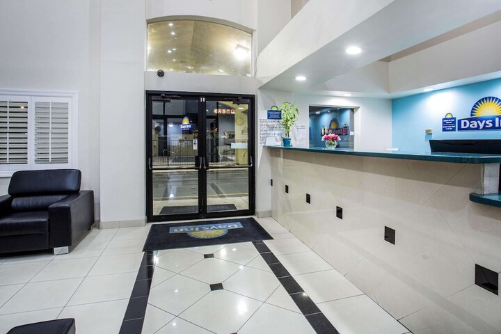 Hotel Interior 11 of 40