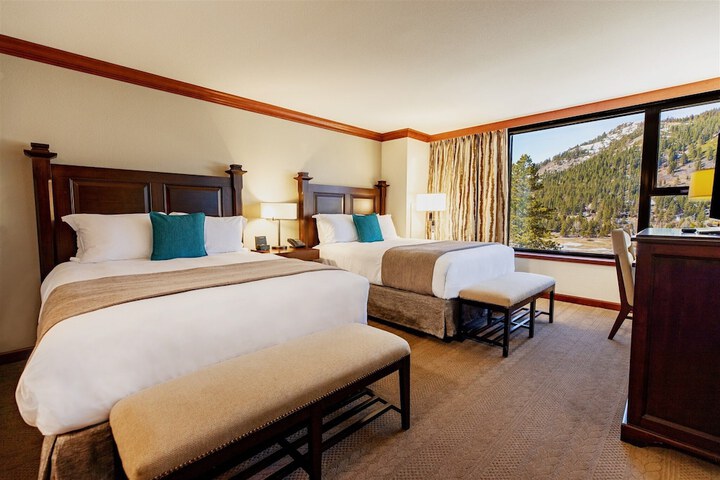 Everline Resort and Spa Lake Tahoe