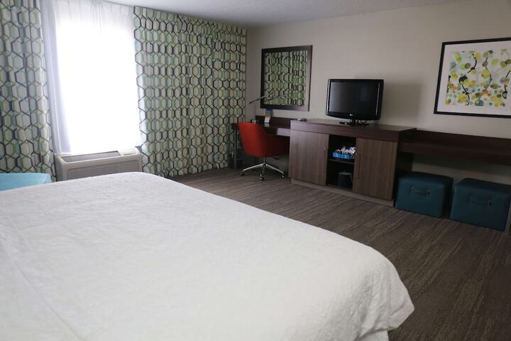 Room 30 of 39