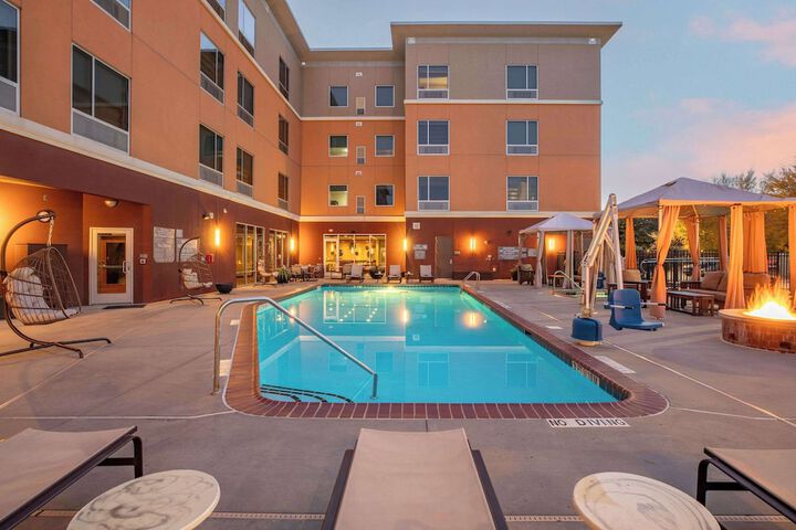 Cambria Hotel Plano Frisco