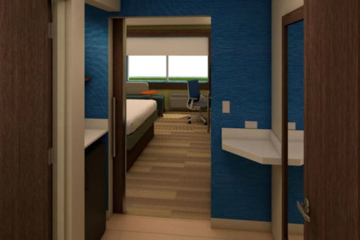 Room 17 of 40