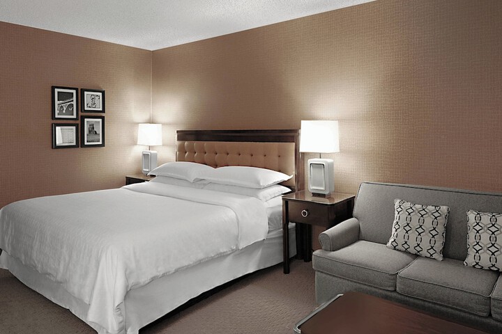 Room 35 of 100