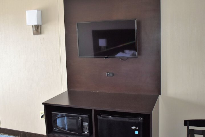 Room 8 of 23