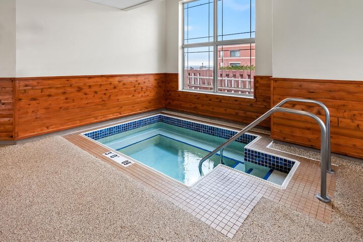 Hampton Inn Duluth Canal Park
