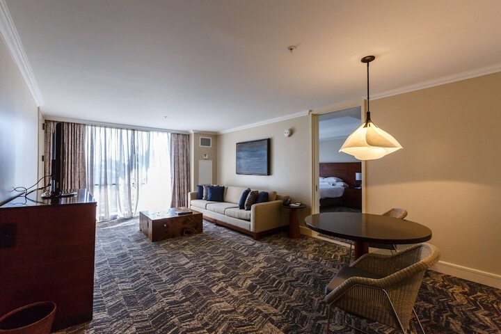 Room 108 of 405