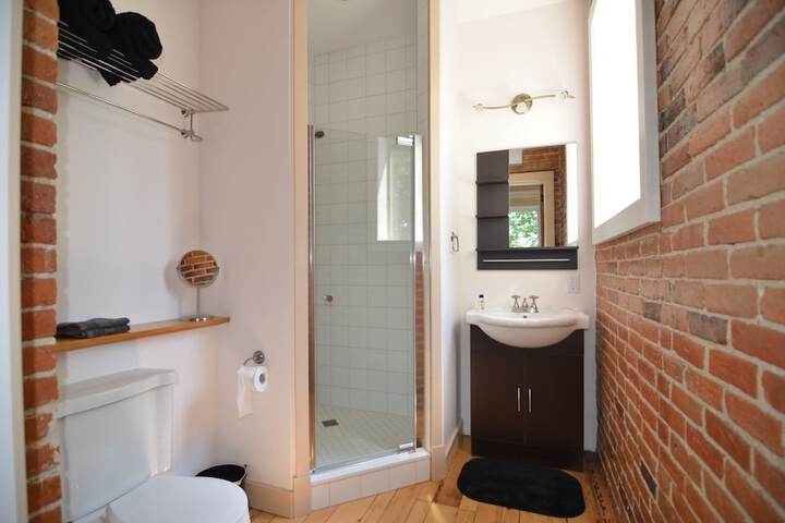 Ile De Garde B & B