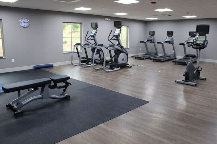 Holiday Inn Express & Suites Shawnee-Kansas City West by IHG