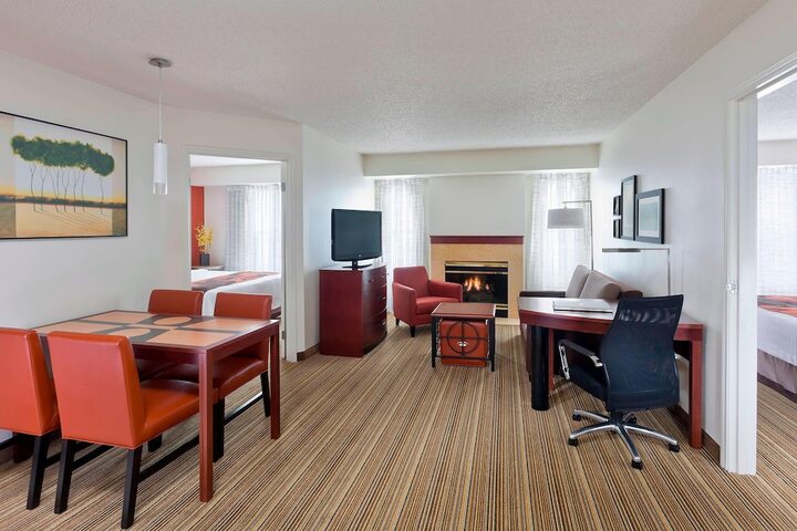 Room 12 of 22