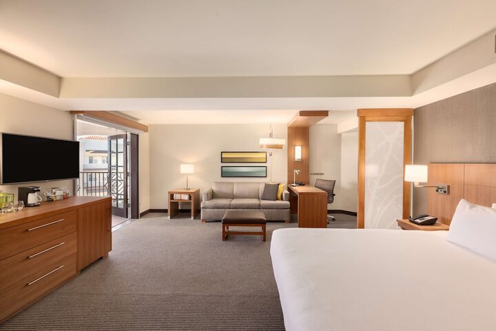 Hyatt Place Phoenix / Chandler-Fashion Center