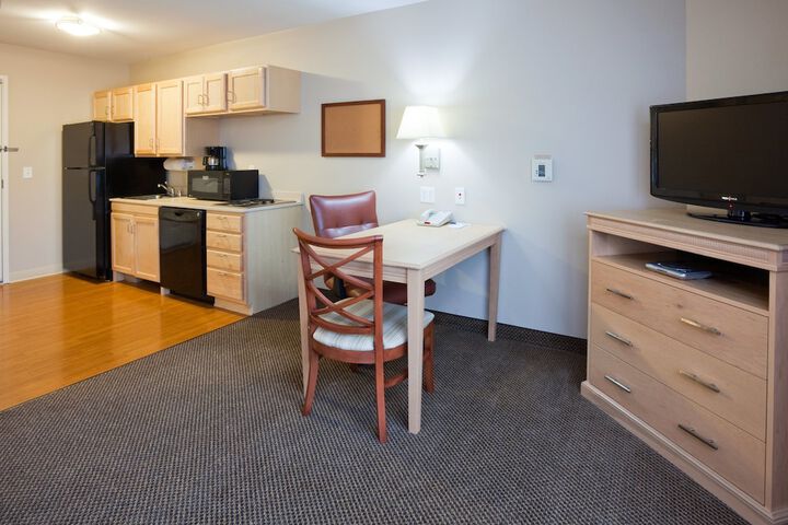 Room 19 of 28
