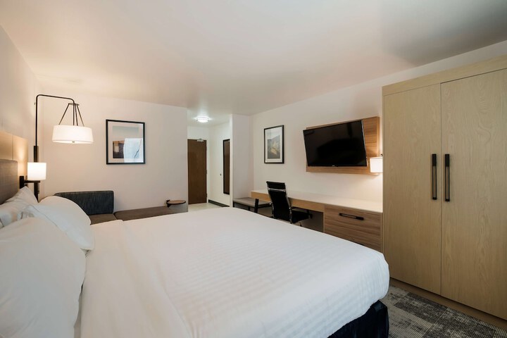 Room 11 of 31