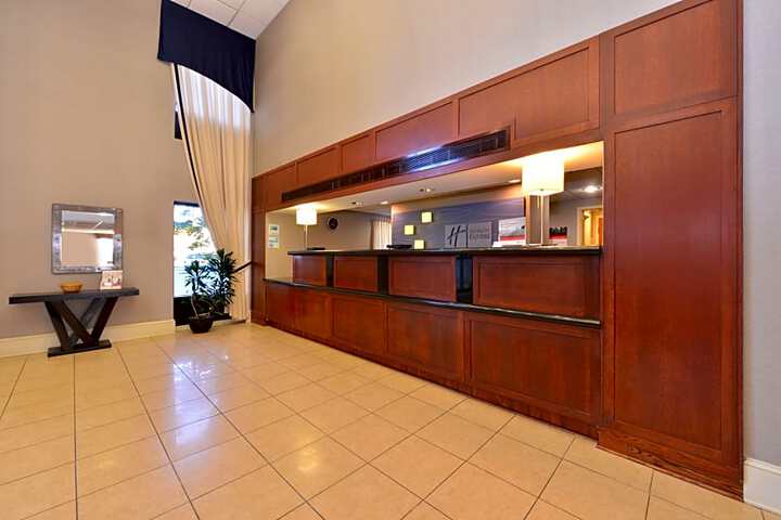 Holiday Inn Express Seaford-Route 13