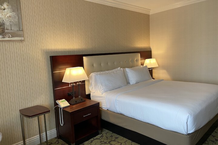 Room 62 of 75