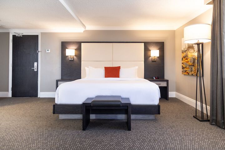 Room 119 of 354