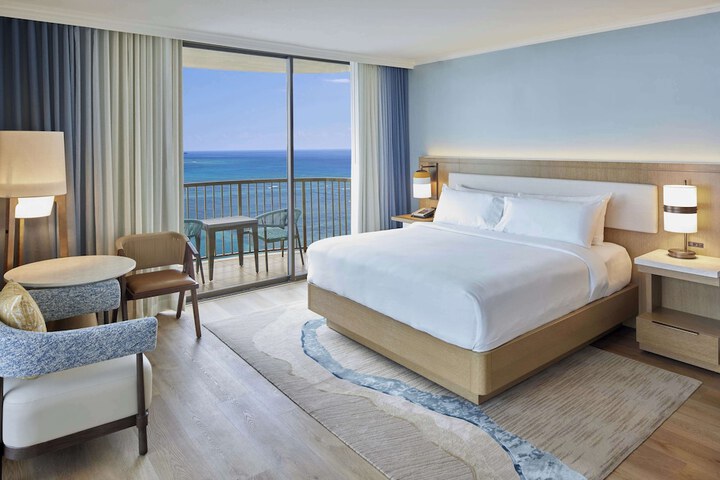 Hilton Hawaiian Village Waikiki Beach Resort