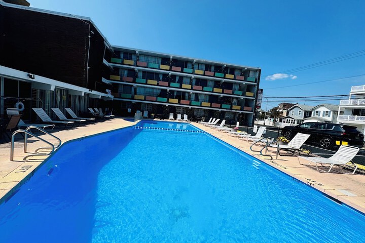 Hotel 3 of 84