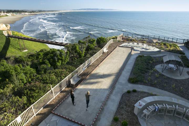 Pacific Point Resort