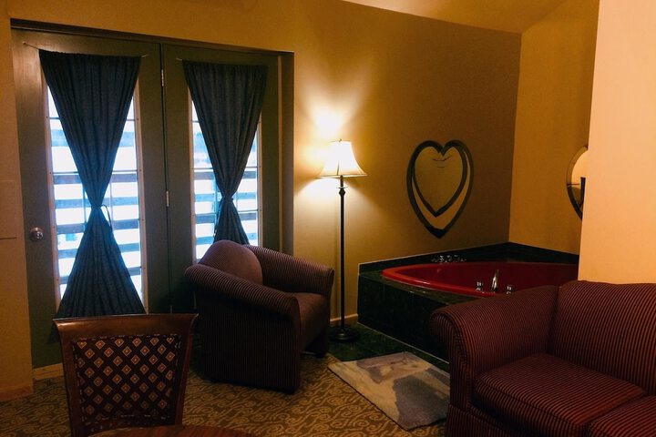Room 30 of 75