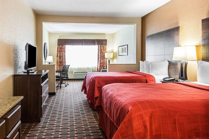 Quality Suites Hickory South