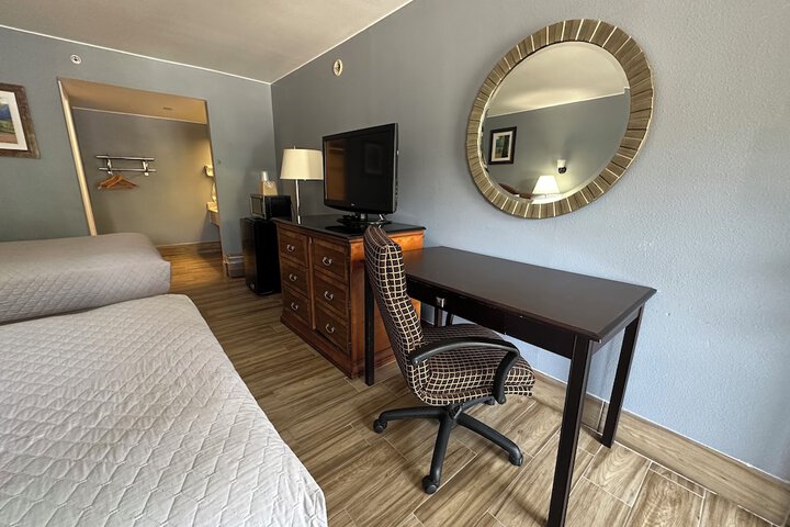 Room 30 of 44