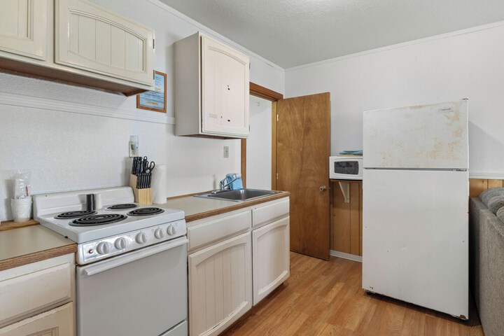 Oceanside Ocean Front Cabins