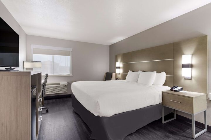 Best Western Grants Inn