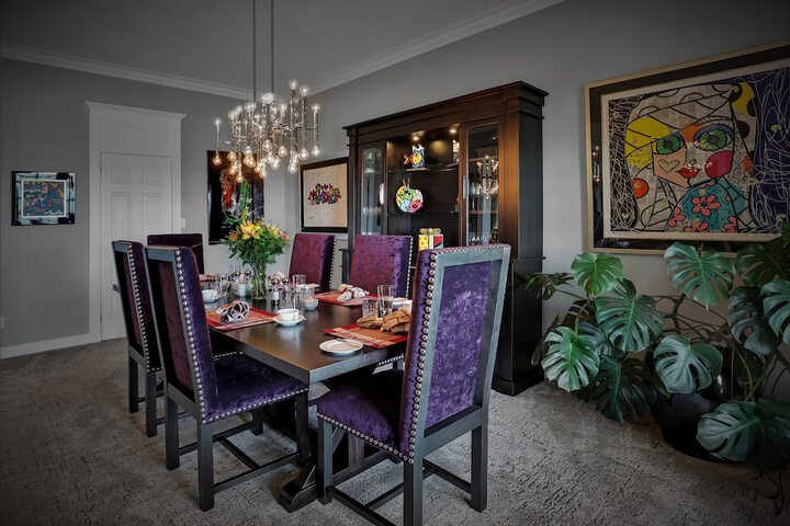 Dining 77 of 95