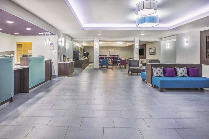La Quinta Inn & Suites by Wyndham Bay City