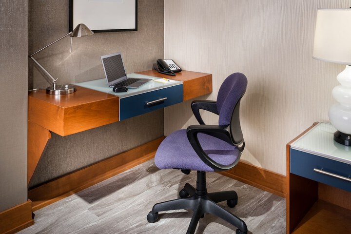 Room 10 of 35
