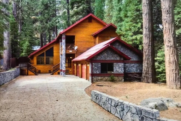 Rock Front Lodge