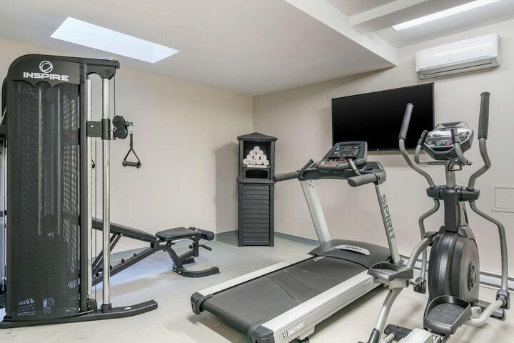 Health and Fitness 30 of 32