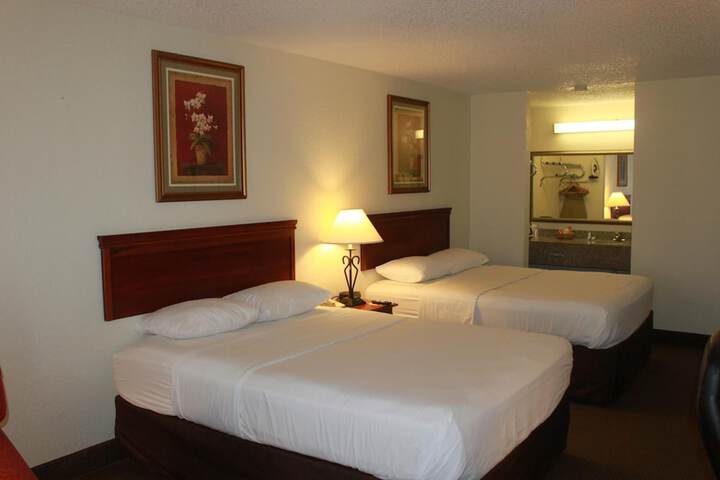 Room 15 of 30