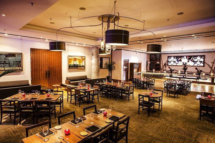 Dining 95 of 143