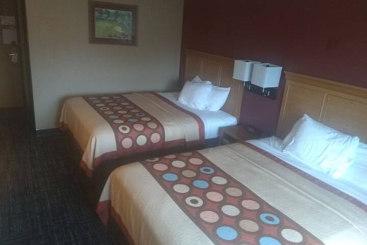 Room 22 of 39