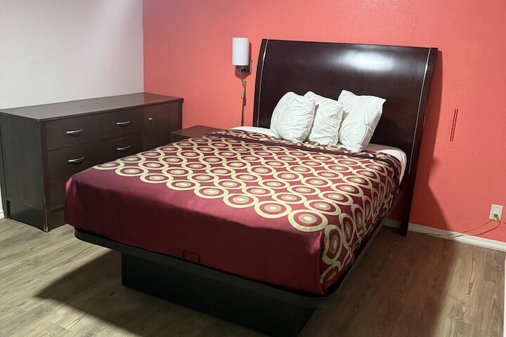 Economy Inn by OYO Lamesa TX