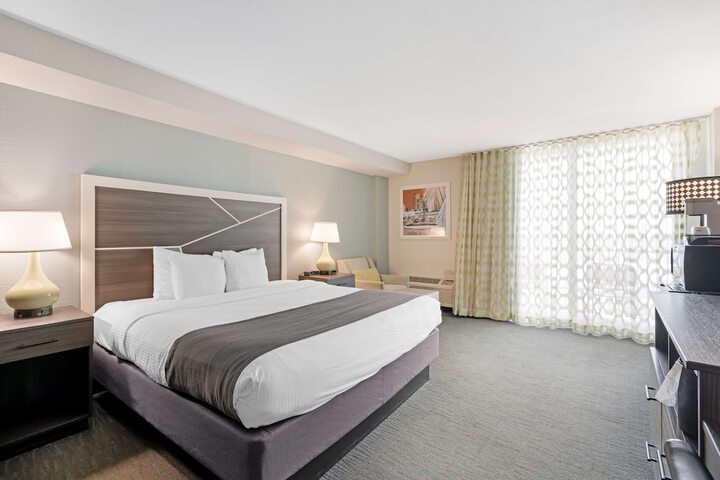 Best Western Plus Daytona Inn Seabreeze Oceanfront