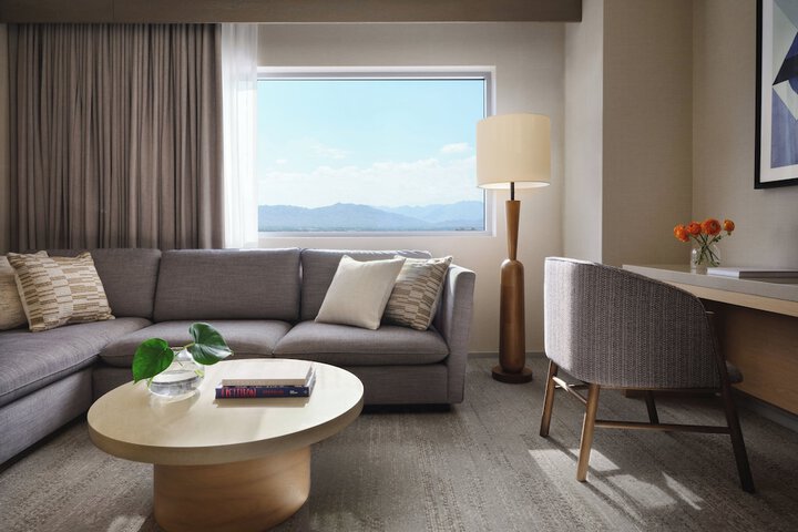 Kimpton Hotel Palomar Phoenix Cityscape by IHG