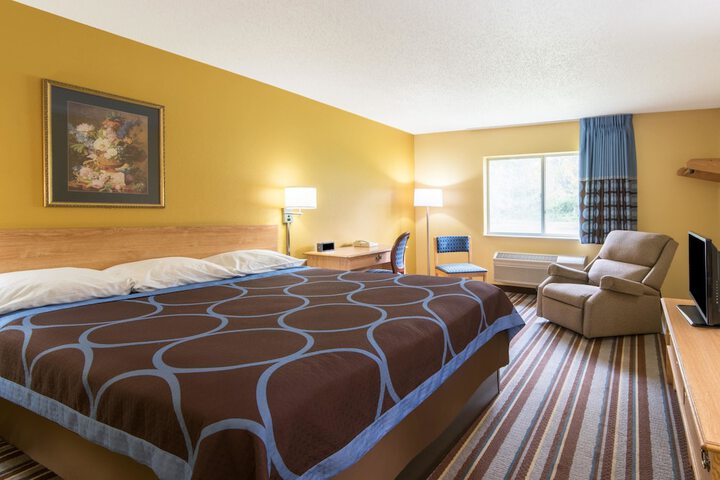 Room 14 of 21