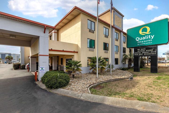 Hotel 2 of 48